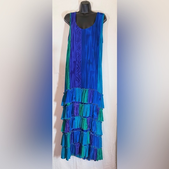 No Brand Dresses & Skirts - Rare Vintage 100% Rayon Art-to-Wear Tiered Ruffle Tank Maxi Dress